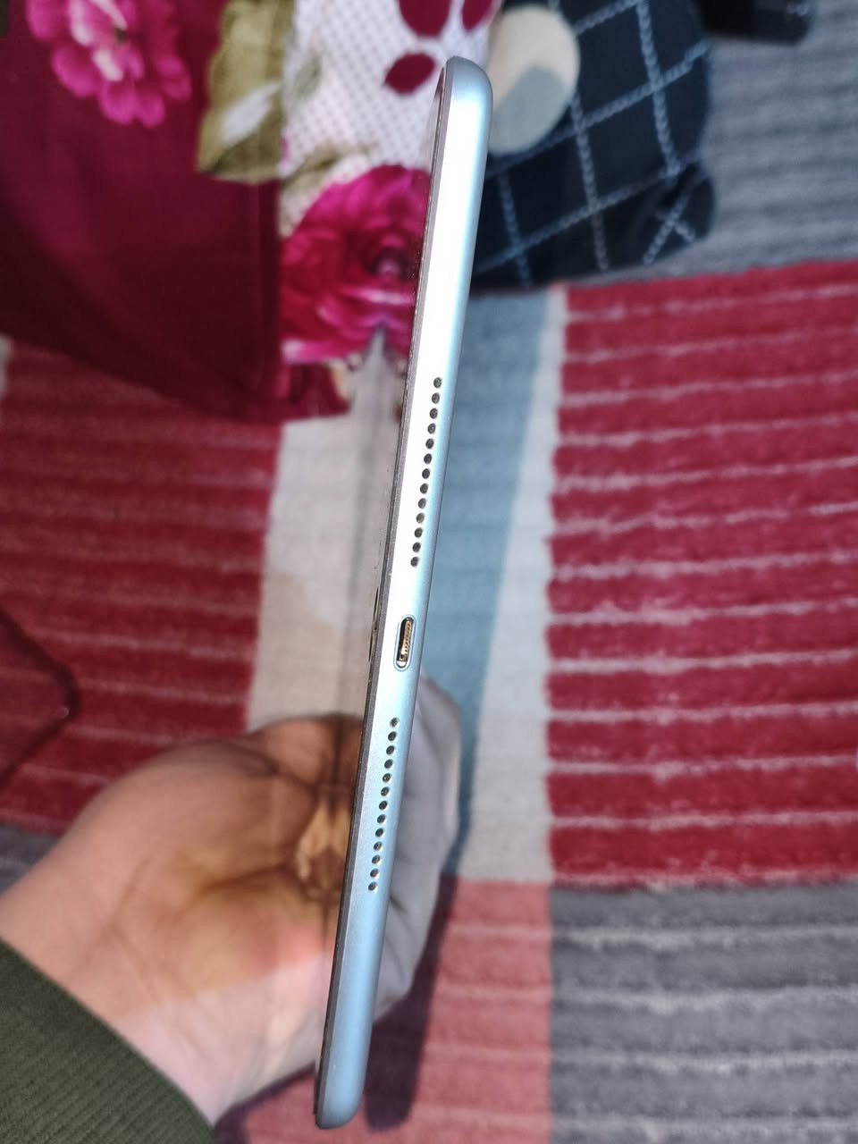 سلام عليكم
ايباد 9 للبيع او المراوس ببلي 4 او اكسبوكس سيريس

ذاكرة 64

نضيف حييل مامفتوح ولا مصلح نهائياً وشرط شخط مابي وحتى لزگة الشركة ما مبدلها
بطاريته ما اعرفها شگد لان ماتطلع، بس مايصرف شحن ويمشيك اقل شي 4 ساعات صافي بالبوبجي، 
60 فريم ببجي
ملحقاته، شحانة وباكيت. 
سعره 300 وبي مجال واللي يريد خل يراسلني خاص


**إذا كنت صاحب هذا الإعلان وتريد حذفه لأي سبب، رجاءا أرسل رسالة إلى الدعم الفني**