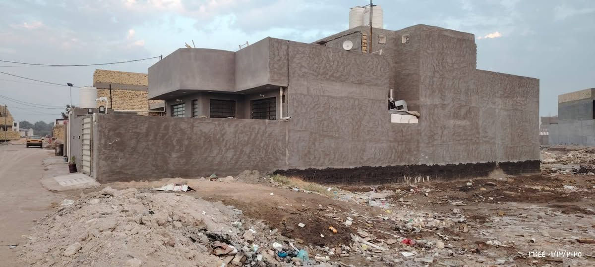 🏡 دار للبيع – المساحة 240 م
📍 الموقع: الحلة / مفرك العلوية الشريفة عليها السلام

المواصفات:
الطابق الأرضي:

غرفتان نوم

استقبال

هول

مطبخ

منور

مجمع صحيات

كراج سيارة

حديقة أمامية

الطابق الثاني:

غرفتان نوم

مطبخ

مجمع صحيات

المميزات والخدمات:

بناء جديد وعالي عن الشارع

بناء طابوق درجة أولى

كهرباء + ماء + مولد

شارع تبليط

قريب على المدارس

قريب على الشارع العام

📞 للاتصال: ***********

بيت راقي جاهز للسكن، فرصة ممتازة للمشتري  🔥
