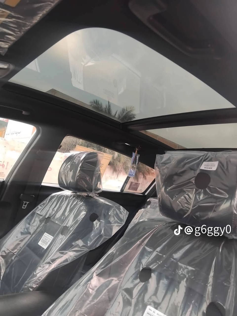 اسلام عليكم سياره سبورتج 2020 مكفوله من كلشي نضيفه 
مايشه 65 الف 

كشنات جلد 

تبريد ثلج ما شاءالله

رايده ب140 وبيه مجال (مستعجل علا بيعته)
تواصل ***********
مكان بغداد
