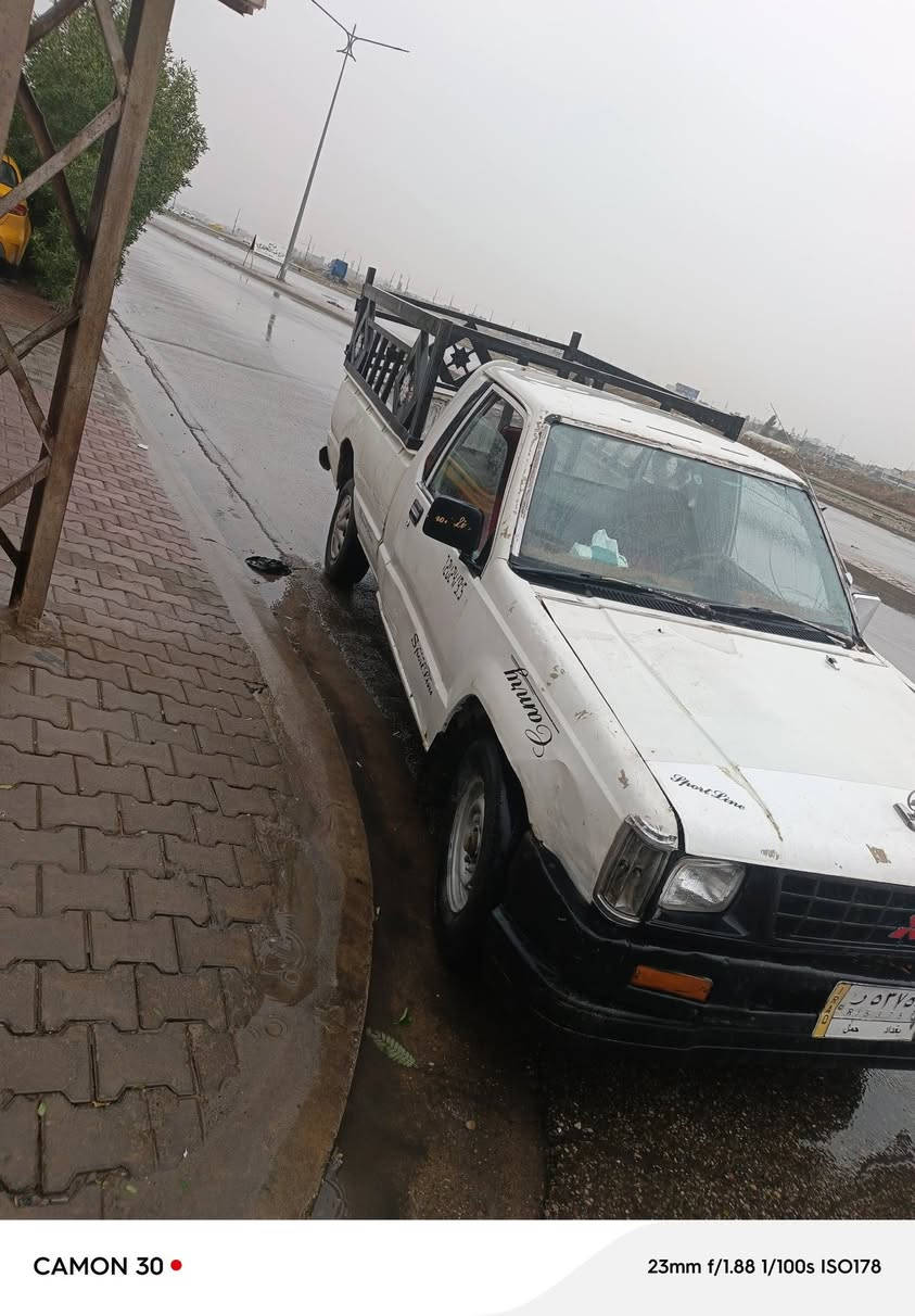 مستبوشي موديل 92 سنويه عاج موازي 2024 السعر 20 بيع سريع سياره مال شغل وعيشه مو شراي لاتكسر بسعر عنوان كركوك هذا رقمي ممتواجد ع نيت ***********
