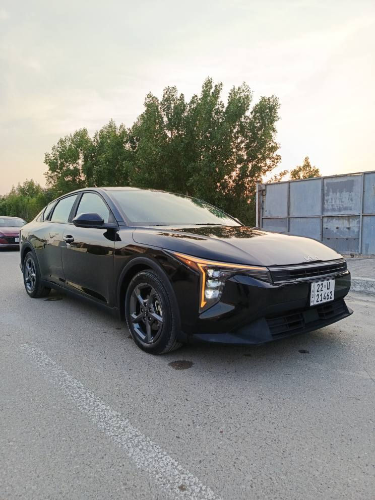 للبيع K4 موديل/ 2025/ دخول جديد 
ترقيم جديد اربيل بئسمي/ وارد امريكي 
حادث خفيف بدون تبديل ليبل واحد
بدون ايرباك بدون دواخل قبغ جنطه صبغ 
ونص جاملغ خلفي صبغ فقط والباقي مكفول شرط الفحص بجم ابلادي شركه 
السياره ماشيه مشي امريكى 9000 فقط 
حجر البيئه رادارات كله ابلادي 
السياره جاهزه وجديده اي نقص مابيه 
-----------------------------------------------------
فول مواصفات عدا الفتحه وجلد
داخل السياره لونين/ محرك 2000 دوش
لمعرفة السعر وباقي اتفاصيل اتصل 📱 
هاتف متوفر وتساب كورك اثير 
***********// *********** بغداد, العراق
