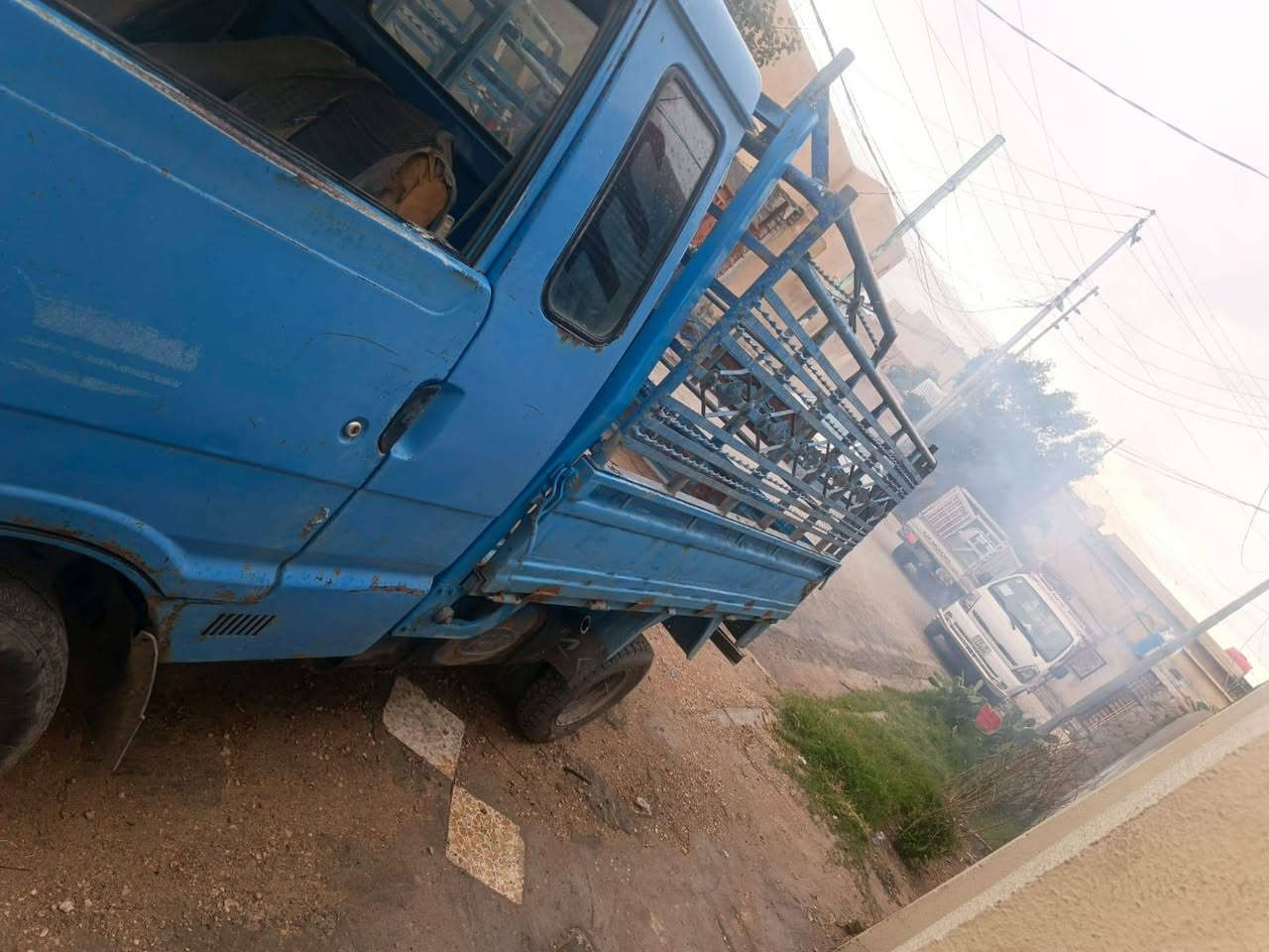 سلام عليكم كيا بنكو مديل 94قمارا وربع 6جنكال مكينه نضيفا شاصي رقم شاصي مكفولات رقم بابل اصفر شرط تحويل مكان كربلاء سعر35بيها مجال 
***********
