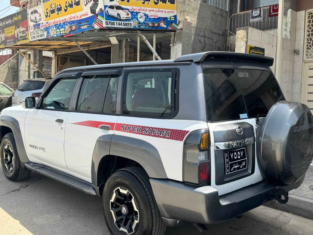 پاترۆل سوپەر سەفاری ٢٠٠٨ 4800vtc گێر تۆماتیک دەبل ئەکسل بەشەرت  دوگمەئ دەبل ئەکسیلیشی   بەشەرت 
چوار تایەو ویلی لۆکژل بە لۆکی خراوەتە سەری 
چوارتایەی سفری لە ژیرە  پێشودوای تەقەورەقەی بەشەرت فولل مواسەفات ٤جام کارەبا سەیارەکە بەس ماشاللەی ئەوێت  کامل مەسرەفی کراوە هەموو گیانی ئیش ئەکا بەشەرت کتابی موزایدەی لەگەلە  وەکالە بە ناوی خۆت دەکەینەوە تەبریدی بەس بە شەرتی غاز سەیارەکە لۆک لۆکە یەک دینار مەسروفی نیە مالی دۆستە سعر٩٨ گەلاو مەجالیکی زۆر کەمی تیایە شوین سلیمانی رقم تلفون 🤍***********🤍***********🤍 السليمانية, العراق
