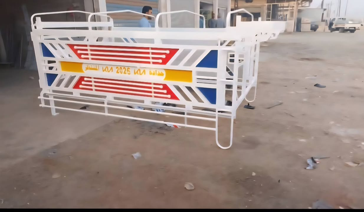 السلام عليكم محجر كيه نثيه للبيع محجر حلو وجديد حديد ملم ونص ارتفاع ٩٠العنوان بابل جبله  يوجد لدينا  دروع اماميه وخلفيه رقم  الهاتف *********** ***********
