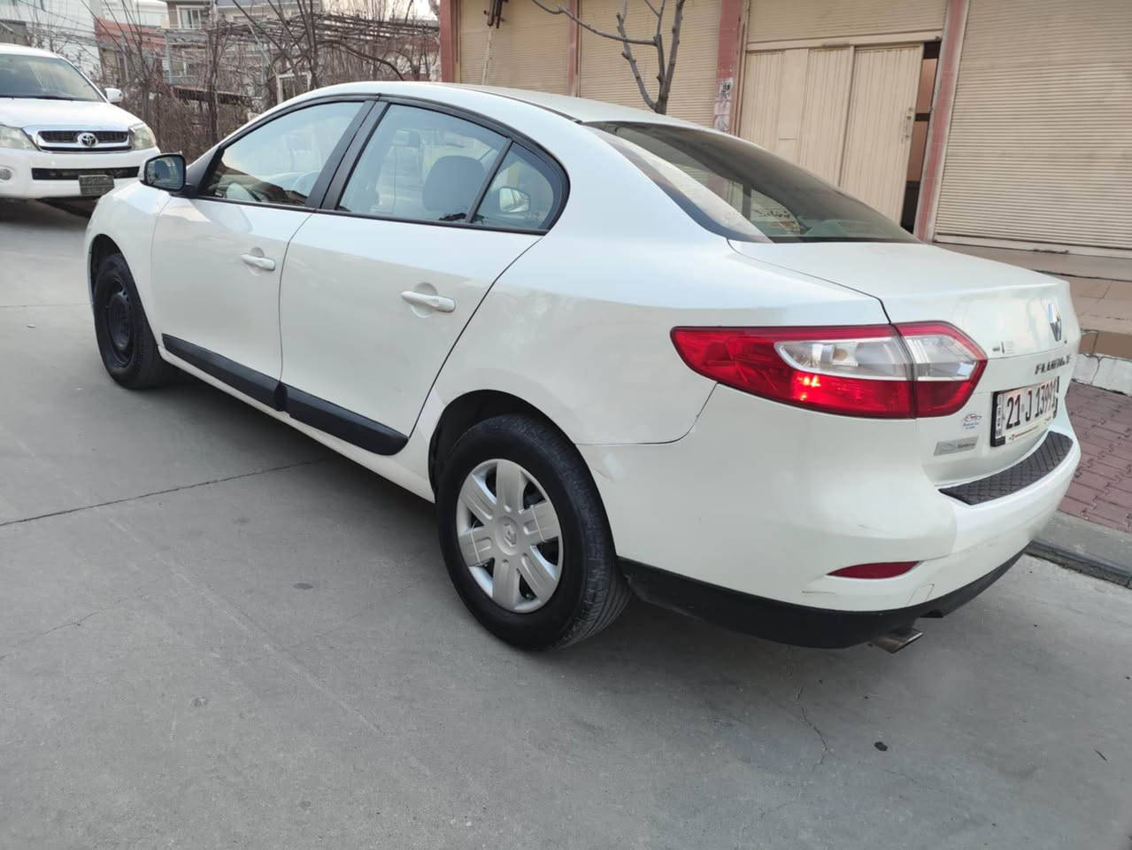 فلۆنس ٢٠١٢ 
گیر و مه‌كینه‌ی به‌شه‌رت
ره‌سمی سۆنه‌ره‌یه‌كم دانه‌وه‌ 
ره‌قه‌می تازه‌یه‌ سه‌نه‌وی به‌سه‌ر چووه‌ 
سعری ٧١ و مه‌عامه‌له‌
*********** السليمانية, العراق
