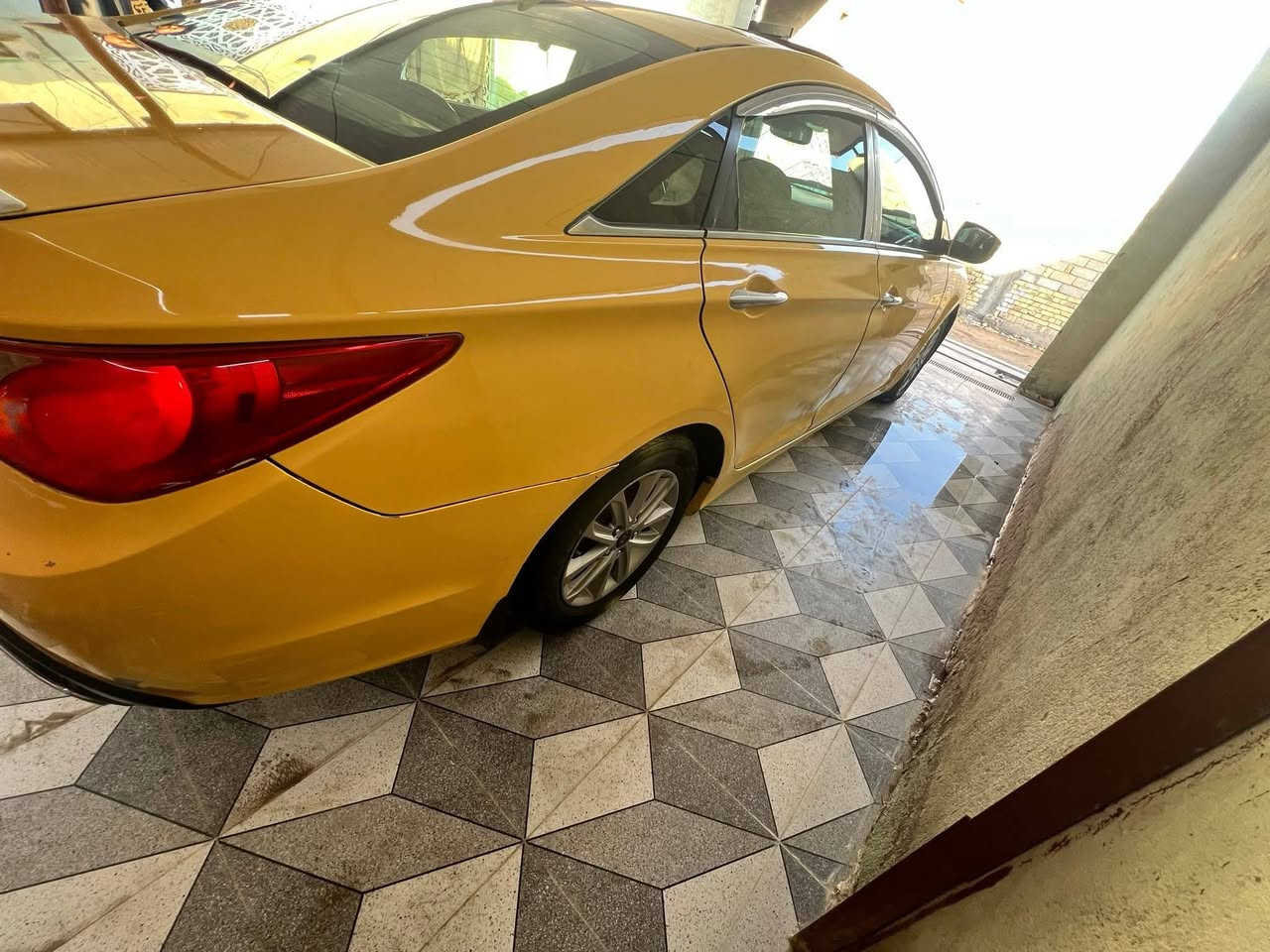 سوناتا موديل 2011 أمريكي رقم ذي قار  مواصفات بصمه فتحه بالقماره سياره خير من الله حادثها جاملغ صخه بالباب حادث أمريكي السعر 85 وبيها مجال بسيط ، الرقم ***********
