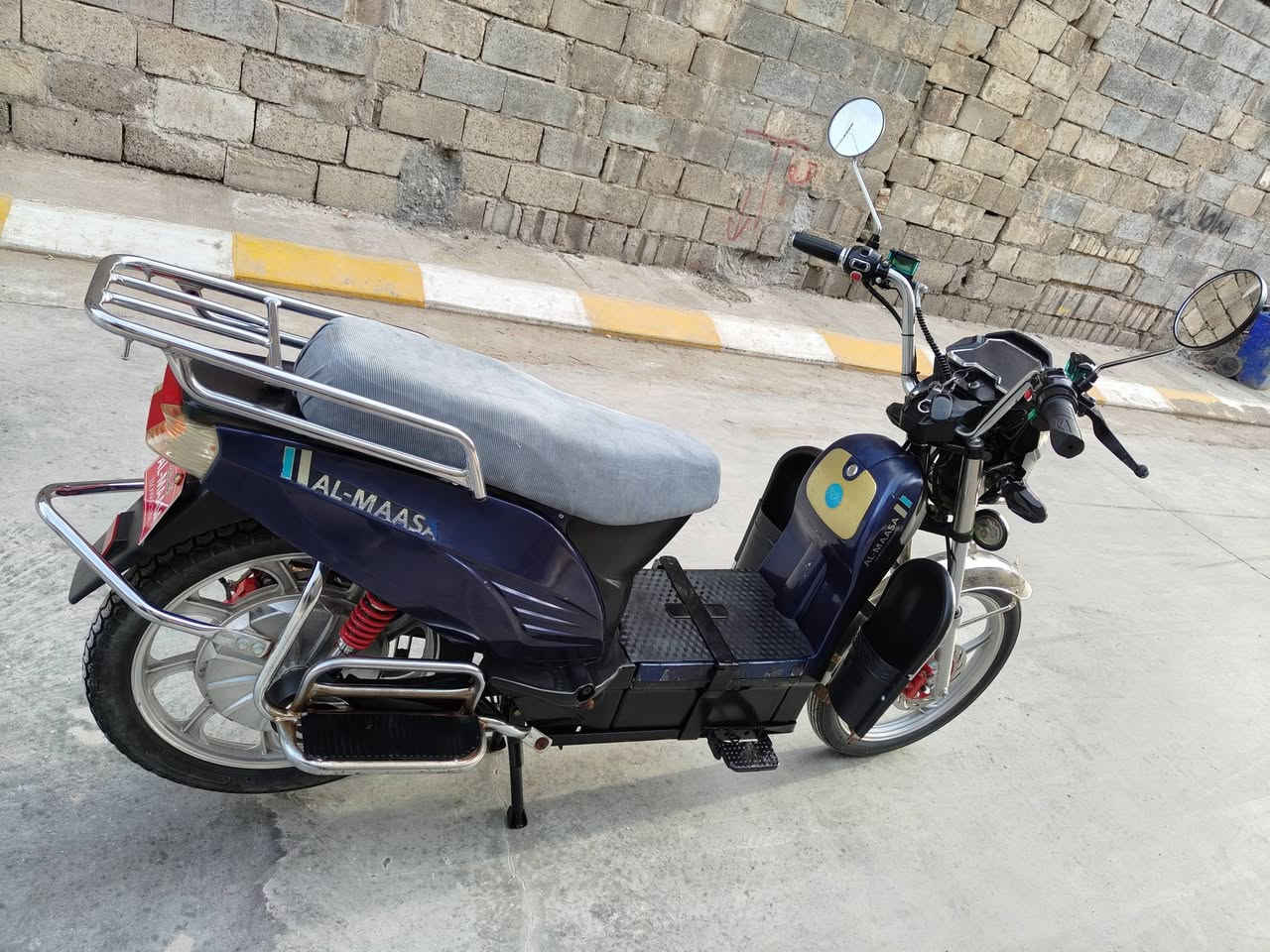 للبيع دراجه شحن نضيفه بصمه تشغيل عن بعد جهاز إنذار مانع للسرقه البطاريات فول عالفحص  350
***********
***********
