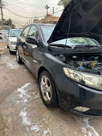 السلام وعليكم لبيع سيراتوو 2011 السياره خليجي بصمه 🫆 اليساره خير من ال...