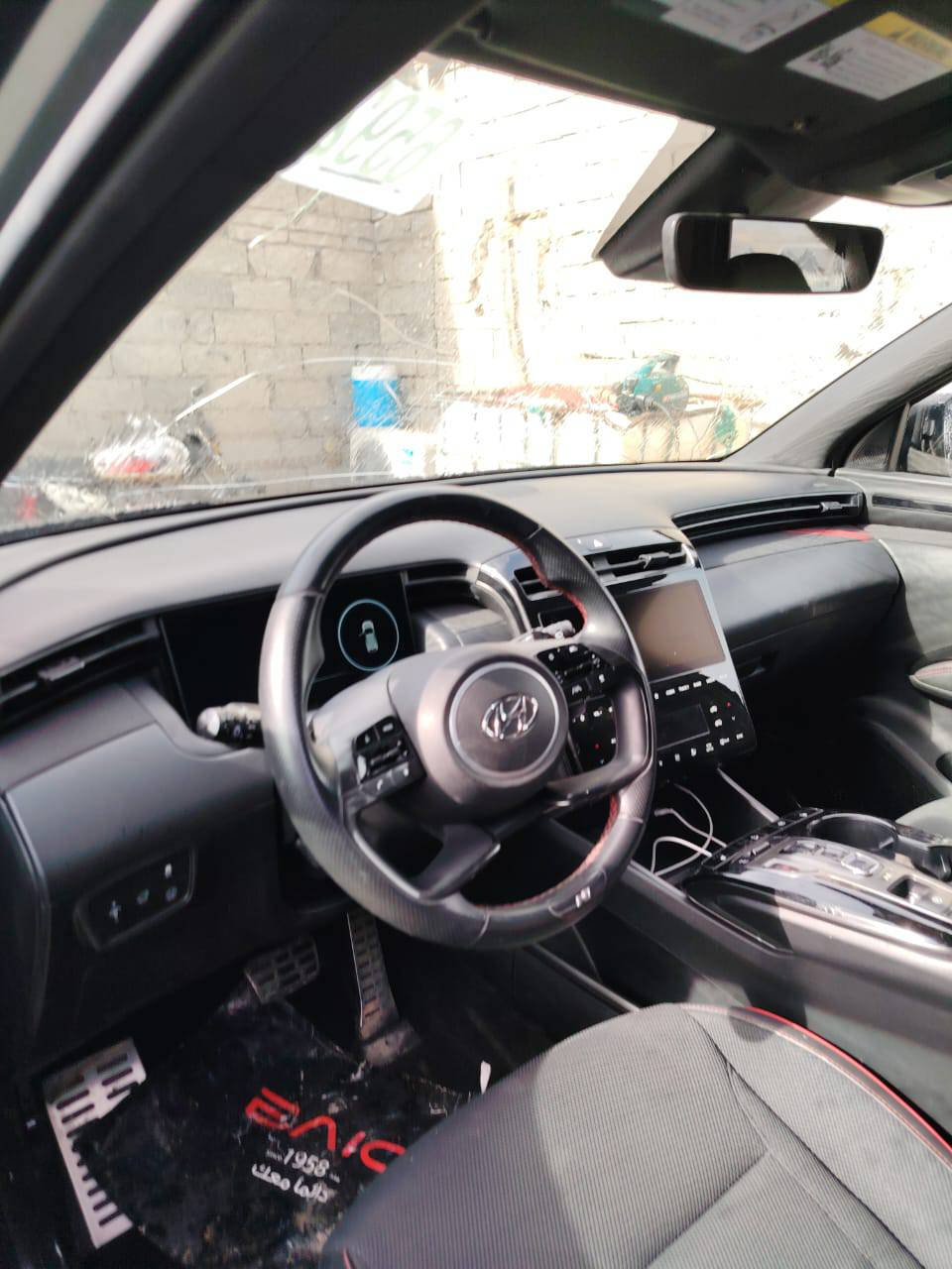 السلام عليكم توكسان للبيع ٢٠٢٤ وارد أمريكي سياره بيه جاملغ تبديل وباب صبغ فقط ايرباك واحد طاك والباقي سليم سياره هايبرد ماشيه ٩ آلاف سياره كلش نضيفه رقم قادسيه غير متواجد ع فيس ‪***********
