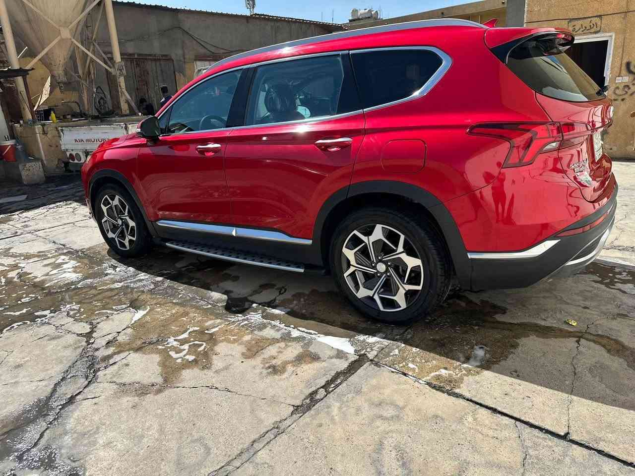 السلام عليكم 
للبيع سنتافيه موديل 2021 
رقم بغداد وسنويه سيارة 2027 باسمي تحويل مباشروارد امريكي  حادث  دعاميه و شباك فقط 
وايرباك استيرن فقط  الباقي مكفولة كفاله عامه ماشيه 59 
سياره خير من الله استخدام شخصي موقع سياره بغداد الكرادة
بلنسبه للموصفات💯 تشغيل عن بعد بناروما كشنات جلد 
نغمه ترحيب 

مواصفات 

  1-التوقف الذاتي

2 -كير بنظام الازرار  المنفصلة 

3- هاند بريك بصمة 

‏ 4- Auto Hold  أوتو هولد

5- خاصية ISOFIX   ايزو فكس قفل الاطفال

6- نظام مانع الانزلاق

7- نظام نزول المنحدرات.

8- نظام اطفاء المحرك (A) ذاتيا في الازدحامات لتوفير الوقود

9- حساسات ضغط الاطارات_

10- رادارات امامي -خلفي -جانبي 

-كامرة خلفيه

11- دشبول ثلاث الوان 

12-ميزة التوقف الذاتي للمركبة منعا للاصطدام عند القيادة او الرجوع

13-المركبة تعيد نفسها للمسار الصحيح عند عدم الانتباه 

14-نظام القيادة الذاتي الذكي في الشوارع المخططة 

15-مثبت السرعة Cruise وميزة التباعد عن المركبات

-16 ويل مبدله اصلي قياس20 
  دوسات جانبيه اصليه

-17 صندوك كهرباء سمارت 

18- شاحن وايرليس ذكي

19 - ثلاث انظمه قيادة اسبورت وايكو وطبيعي

السعر 25000$
 مرواس تاهو جمسي لاندكروز
للاتصال والاستفسار ***********
