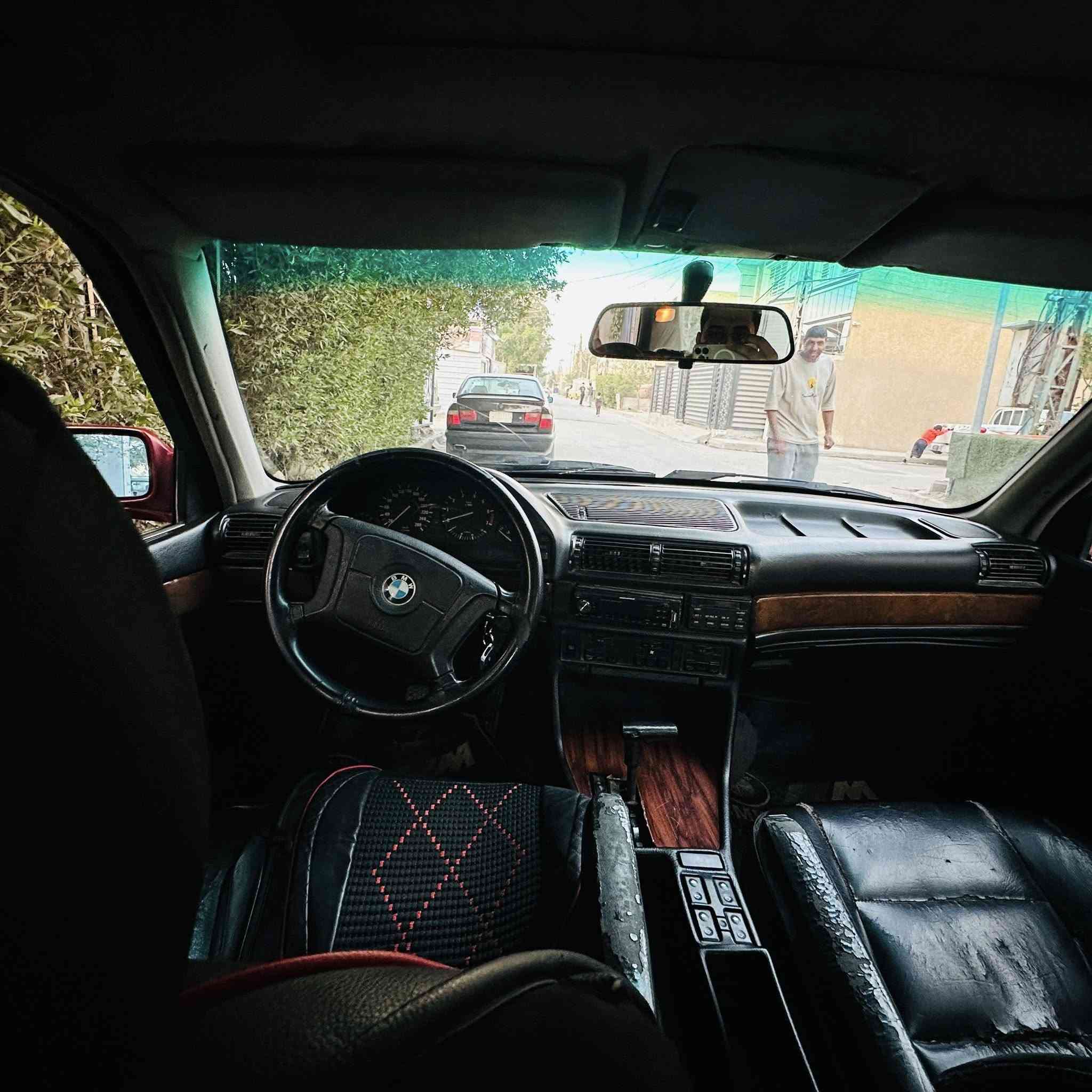 بي ام 730 مفتوح
موديل92
تبريد ثلج
سياره خير من الله مصبوغه عام جماليه بدون اي ضربه أو حادث محرك وكير اوتو مكفولات  وحداديه 
جديده 
السعر 60 وبيها مجال
الشري يتصل ***********
