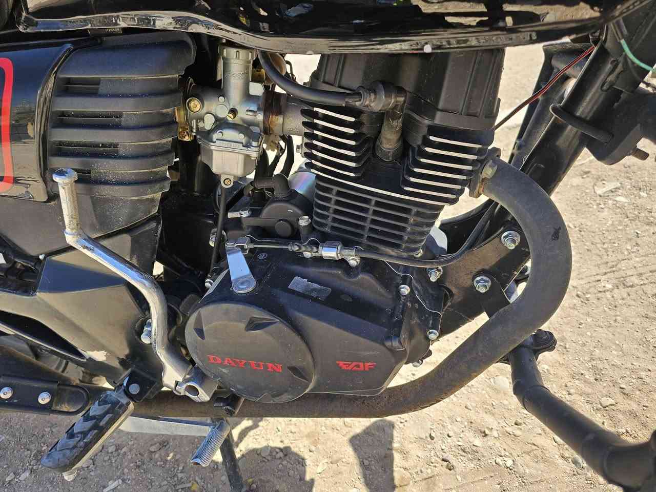 سلام عليكم 
دراجة دايوان لاتي للبيع موديل ٢٠٢٥ مسجل بأسم ماشي ٣٤ الف كل بي نضيف بس مره وكع على صفحه اليمين وكل شي موضح بالصور
مكان بغداد الغزالية 
***********
