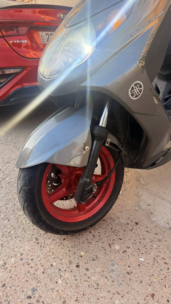 دراجه سكنس فحل كابريتر مام
نظيفه جدا اي نقص مبيها على وضعها مال رمبه كامله مكمله (بلاديه)
اوراق كامله
تجي تفحص وين ميعجبك
عنواني بغداد شارع فلسطين السعر خاص او واتساب 
‪0774 792 1023‬
