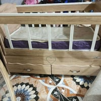 جربايه سرير • حجم كبير • نظيف