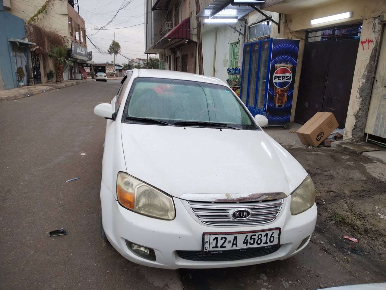 سياره سيراتو ٢٠٠٨ تبريد وتذفيه شغل قير ومحرك شرط بيها اربعه قطع صبغ مال شضايه مال حرب وسقف ام مصبوغ بس انا ابيع صبغ عام السعر ٧٢ وبيها مجال الرقم

***********
***********
