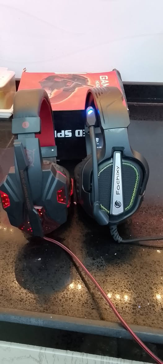 سماعات گيمنك سعر قطعه 15هيه وتوصيل 🫴


**إذا كنت صاحب هذا الإعلان وتريد حذفه لأي سبب، رجاءا أرسل رسالة إلى الدعم الفني**