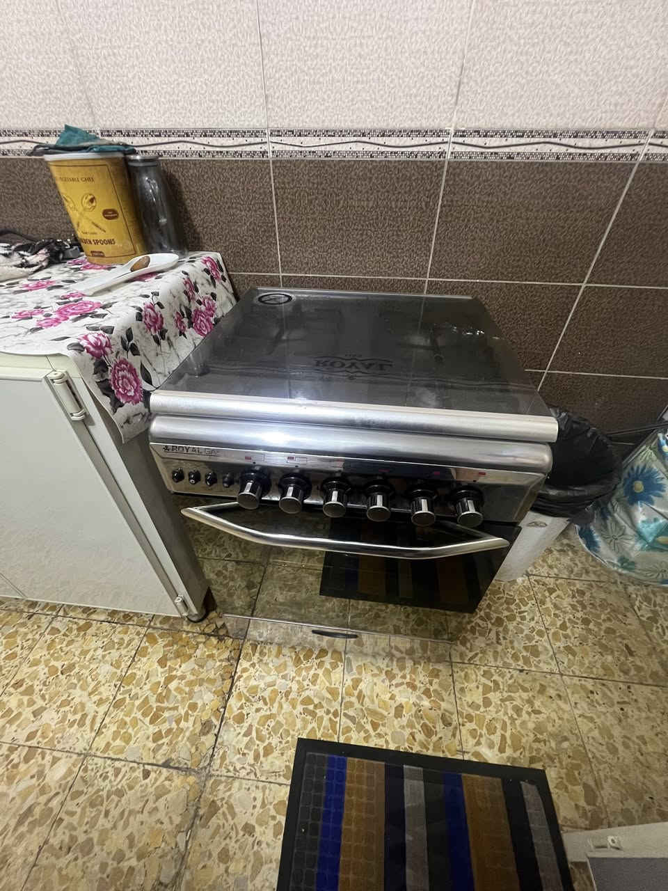 للبيع
طباخ مصري ب ٢٥٠ الف وبي مجال بسيط 
سبلت ٢ طن شغال ب ٢٢٥ الف وبي مجال بسيط 
مبرده ب ٧٥ الف وبيها مجال بسيط 
الموقع
بغداد
حي الخضراء مقابل العامريه 
للاستفسار 
***********
واتساب موجود
