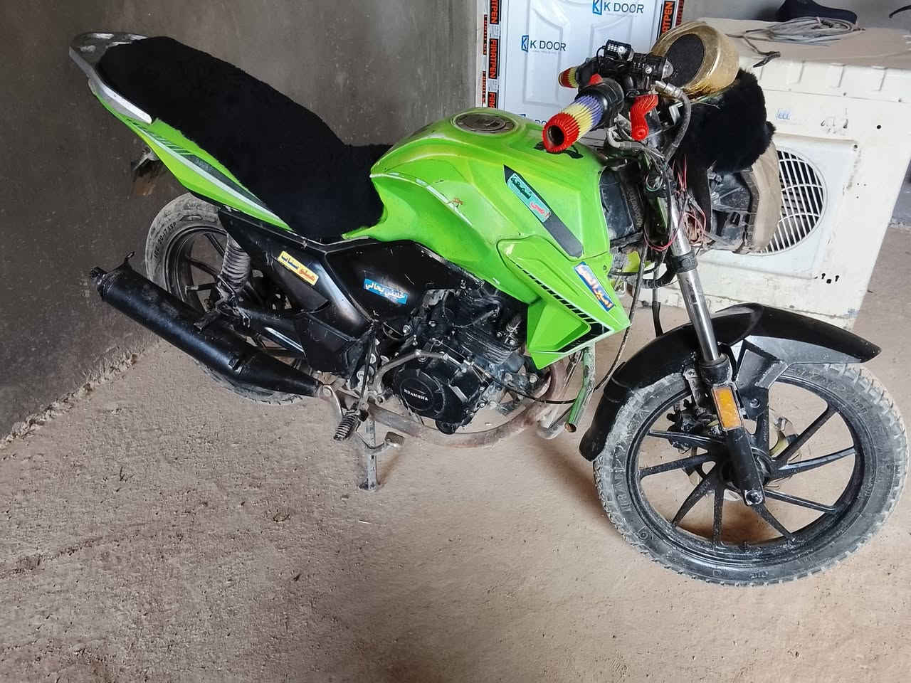 مطور هايومه البيع يعوزه الضوه المامي بي بومات من كدام وشاير يعوزه مطور نشاط وفل مطور حيل زين وصلت 400 شراي راسل مو شراي لا تعبني ولا تعبك الاستفسار ***********
