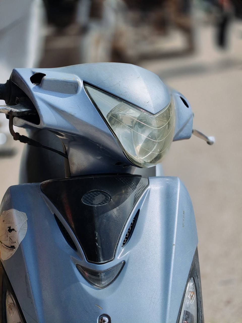 سلام عليكم دراجه كامكو جي 4 كفاله عامه مكينه مامفتوحه شلعه ومعدل وكله بلادي نضافه ميه بل ميه موديل 2011زيرو بمعنه الكلمه وكله ختم واحد السعر 600وبيها مجال حك الجيه العنوان نجف الرقم ***********
