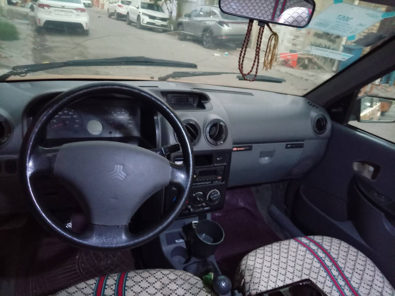 سلام عليكم موديل 2015 للبيع كير ومكينة مكفولات خير من يم الله لاتبخير ولا تنقيص تبريد وتدفئه شغالات تخم تاير جديد صدر نص عمر عارضه ب30وبية مجال
***********
