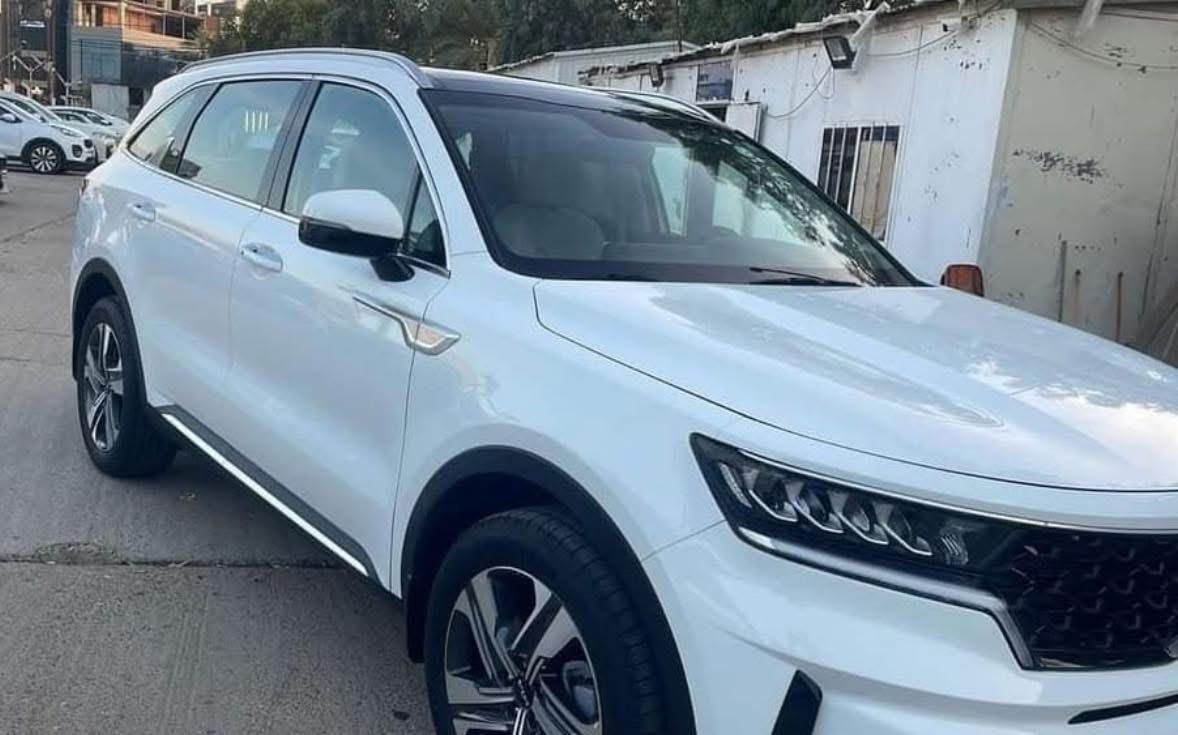 للبيع
سورنتو 2023 مكفوله كفاله عامه جديده السياره 
ماشيه 8000 زيرو السياره بأسمي 
مكاني / بغداد 
***********
