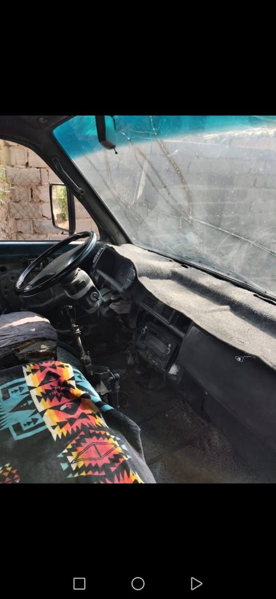 كيا بستا اللبيع رقم بغداد موديل 1995 مكينه وكير شرط سياره ماناقصه شي راعيه موجود تحويل مكان سياره كربلاء  اتصال رقم *********** / سعر 22 بيه مجال
