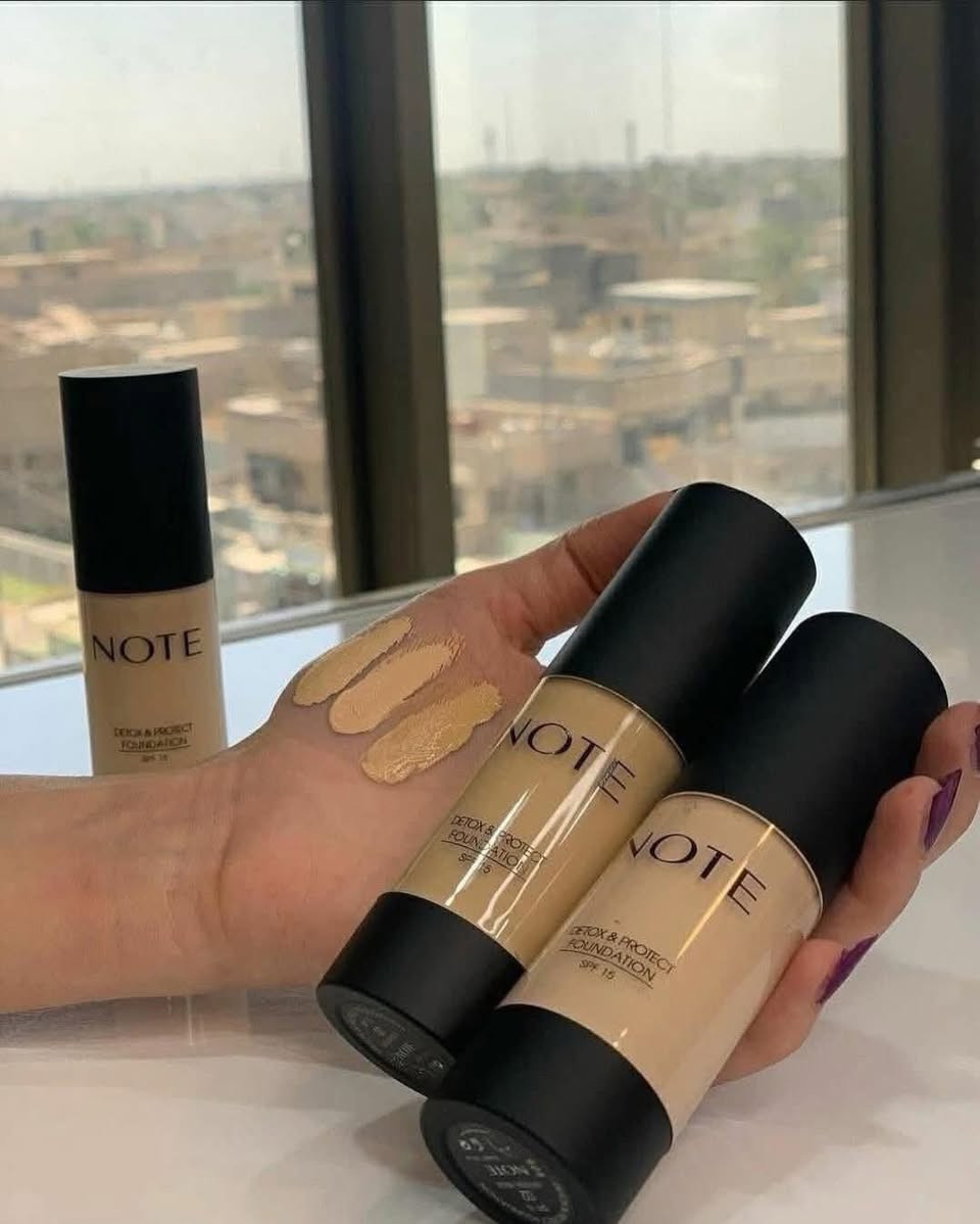 نوت

من كريمات الاساس الي اذا جربتيها راح تعشقيها 🤤

‏#NOTE🍃

بس بشرط تختارين بصورة صحيحة الشي الي يناسب بشرتكم❤️

حتى ماتضلمين الفونديشن وتكولين موزين محلو ممتجانس وتشمري 😕😕😕

▪️ #الضاغطة .. هذا الاصدار مناسب لجميع انواع البشرة 🌸

الفنش ماله طبيعي فأنصح ماتكثرين فوكه باودر 🍃

ترشين شوية فكس بلس يصير الفنش مخملي وحلو ❤️
ثابت وينطي مظهر طبيعي ❤️


**إذا كنت صاحب هذا الإعلان وتريد حذفه لأي سبب، رجاءا أرسل رسالة إلى الدعم الفني**