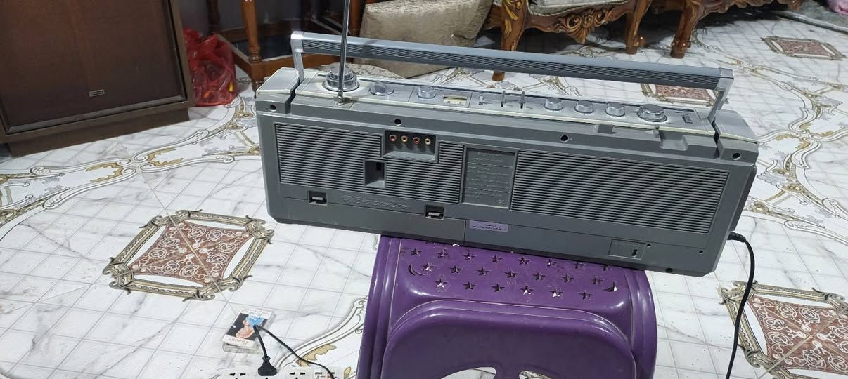 السلام عليكم 
متاح مسجل سانيو الاتصال على الرقم التالي ***********
