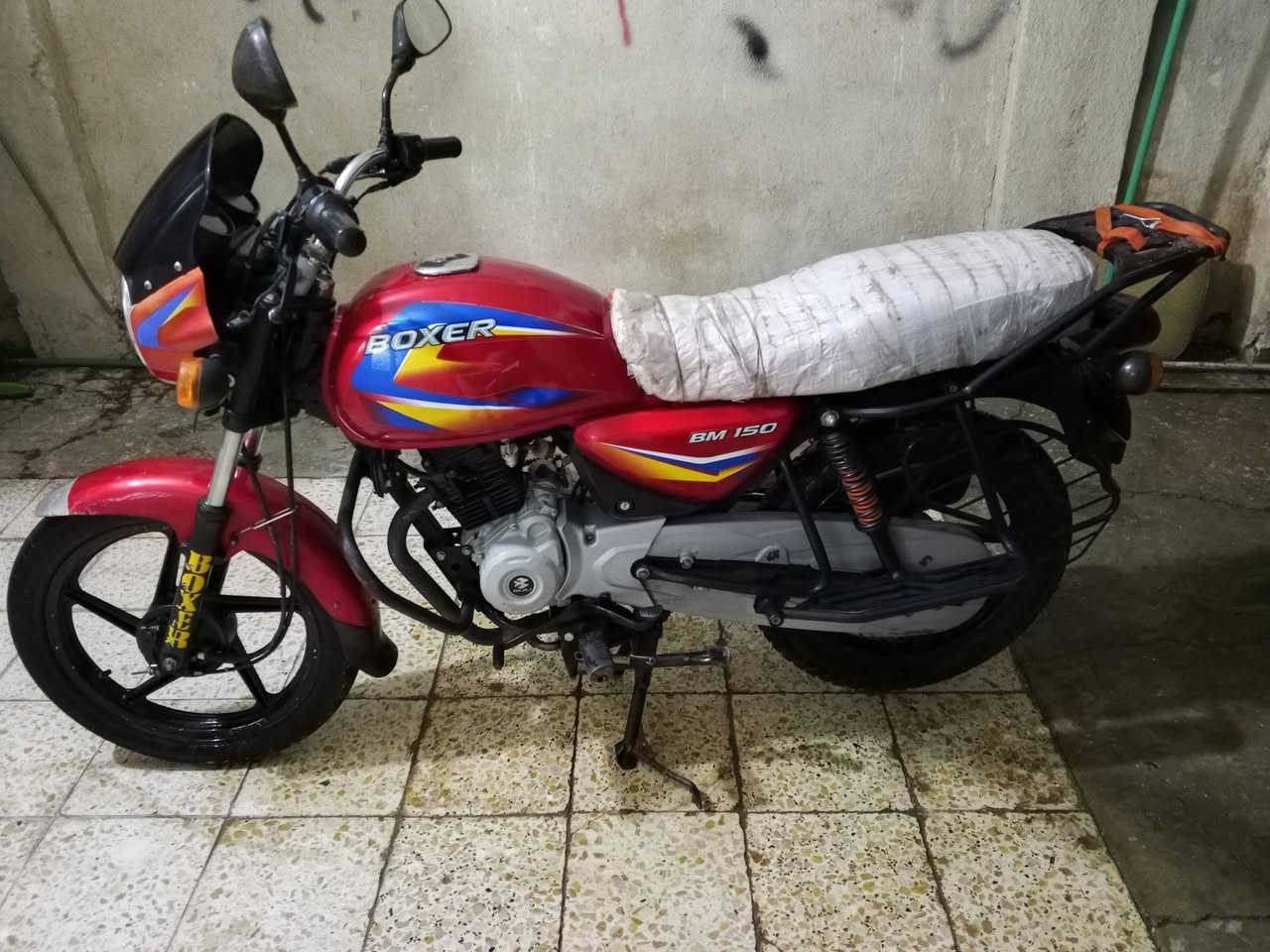 للبيع دراجه بوكسر مديل 2020اواق بيه سعره 850 مكاني ديالى بعقوبه رقمي ***********
