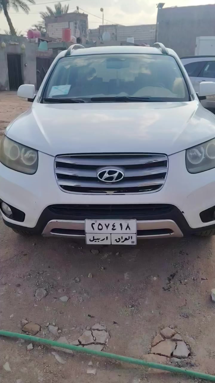 سنتافيه 2012 للبيع محرك اربعه اسلندر سياره بصمه تحكم جهتين ثلاث قطع تبريد خليجي بيهه ربع الباب الايمن رش مال السدر السعر 150 موجوده بلنجف اكوفه ***********
