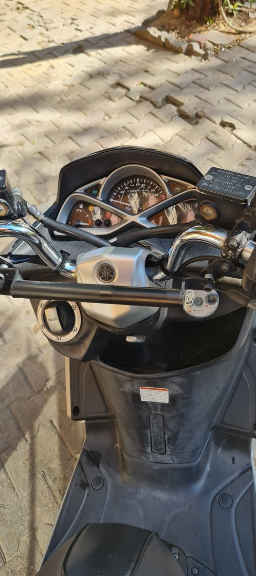 #ياماها_ياباني
بيع مستعجل 
دراجه #ماجستهs نظافه فول  صار ٢٥ يوم نازله رمبه موديل 2017
محرك 155cc
ماشيه 24km
بانزين محسن 
دهن امزويل
دراجه واحد على واحد 
برغي ماكو ننقص 
نظافه 90%
السعر مليون و٦٠٠
1600💸💸
مكاني كربلاء
***********
