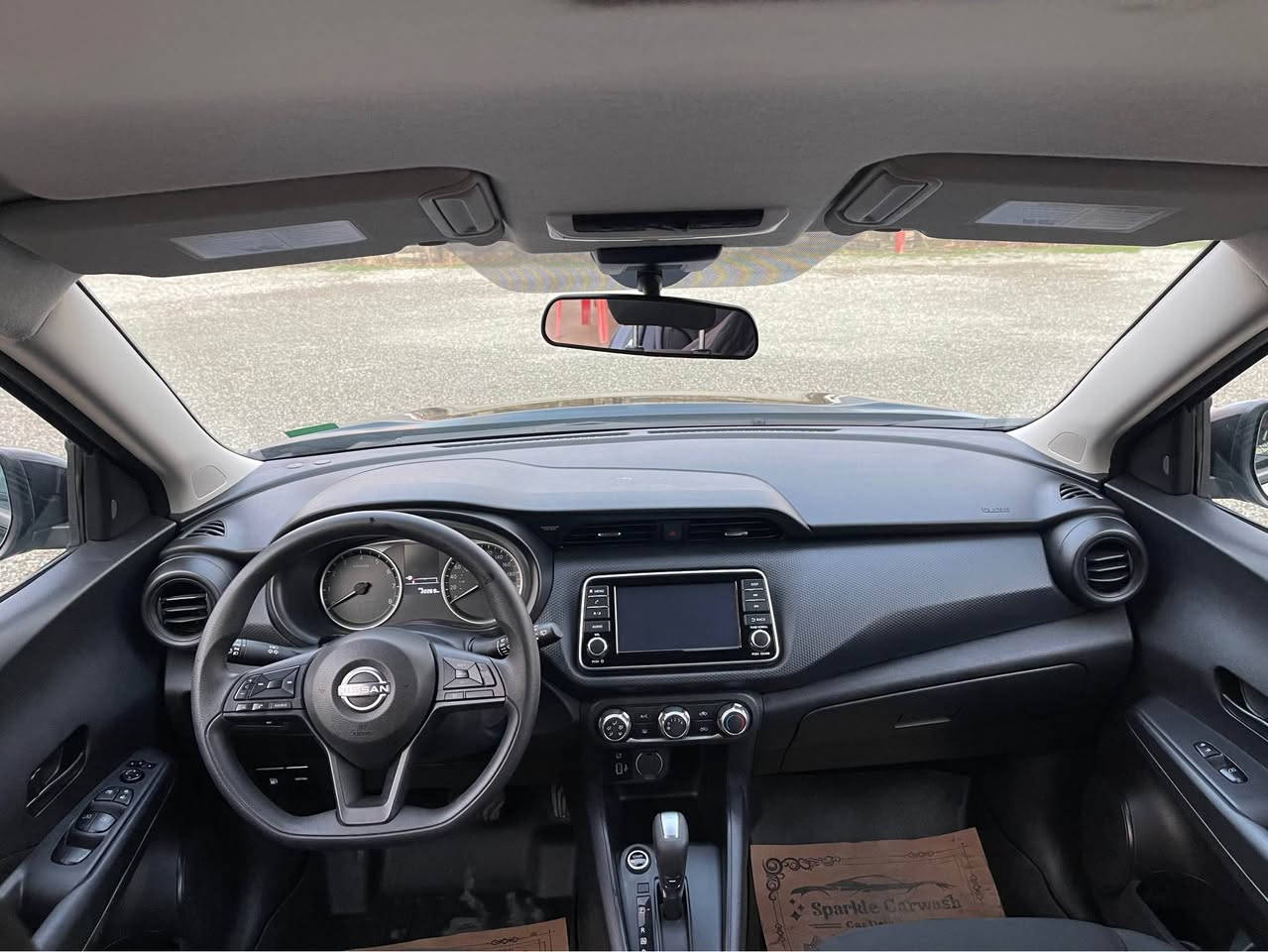 نیسان کیکس مۆدیل ٢٠٢٤ کلینەو بئ لیدراو بۆیاخە  ١٤ هەزار رۆشتوە کاتی نەشکاوەو ٣ مانگ کاتی ماوە مواسەفات S بەسمە شەغال ٣٦٠ دەرەجەرادار خەتی جادە ئۆتۆ ستۆپ حاسەو هیتر سەیارە لە حەدی سفر دایە نمونەیە لەجوانی کامل سیرفس کراوە مواسەفات کەنەدیە سعر ١٣٥$   *********** بنجوين, السليمانية
