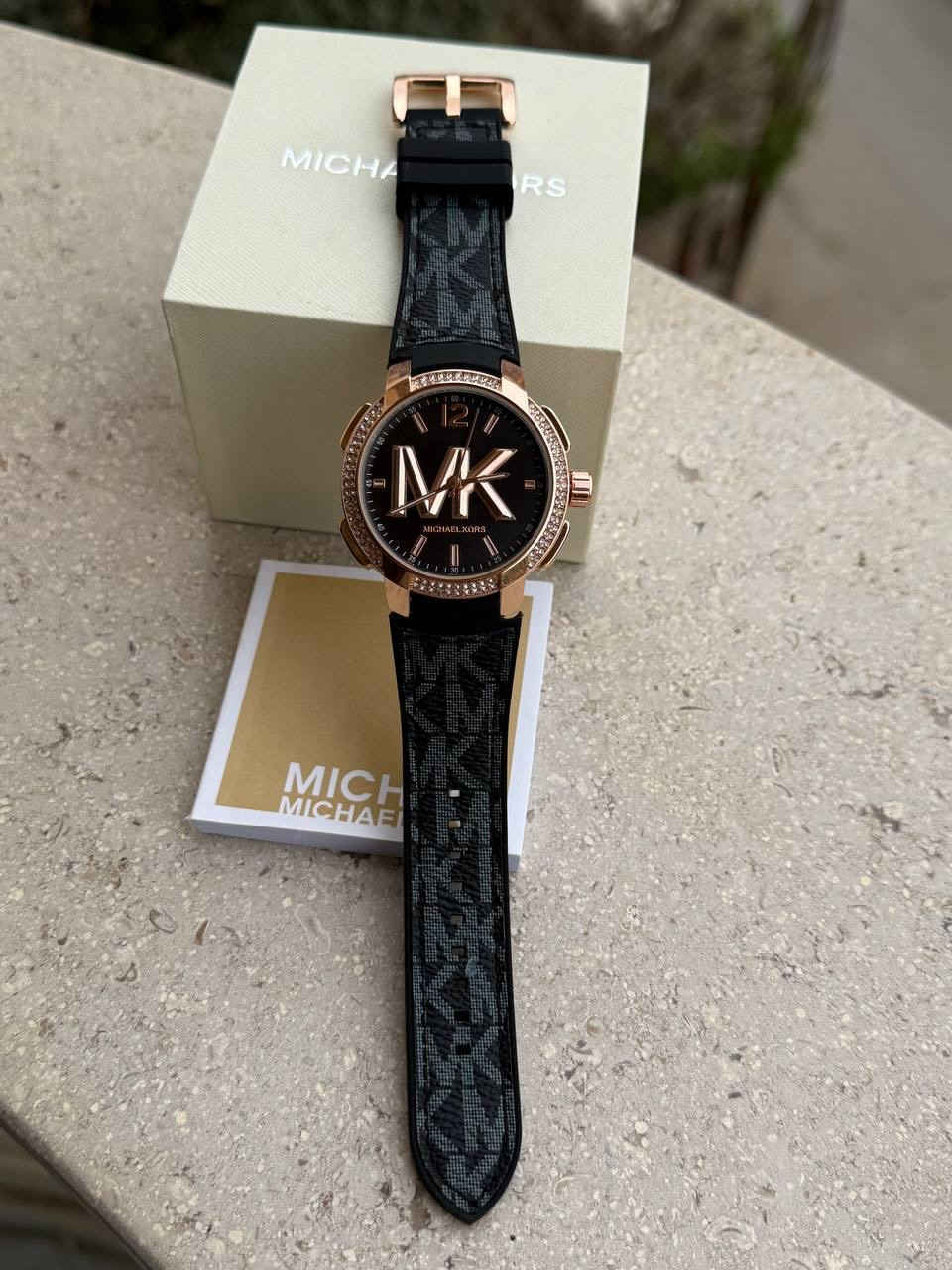 For our princess 👸❤️ #michaelkors #stylish #watches #tk


**إذا كنت صاحب هذا الإعلان وتريد حذفه لأي سبب، رجاءا أرسل رسالة إلى الدعم الفني**