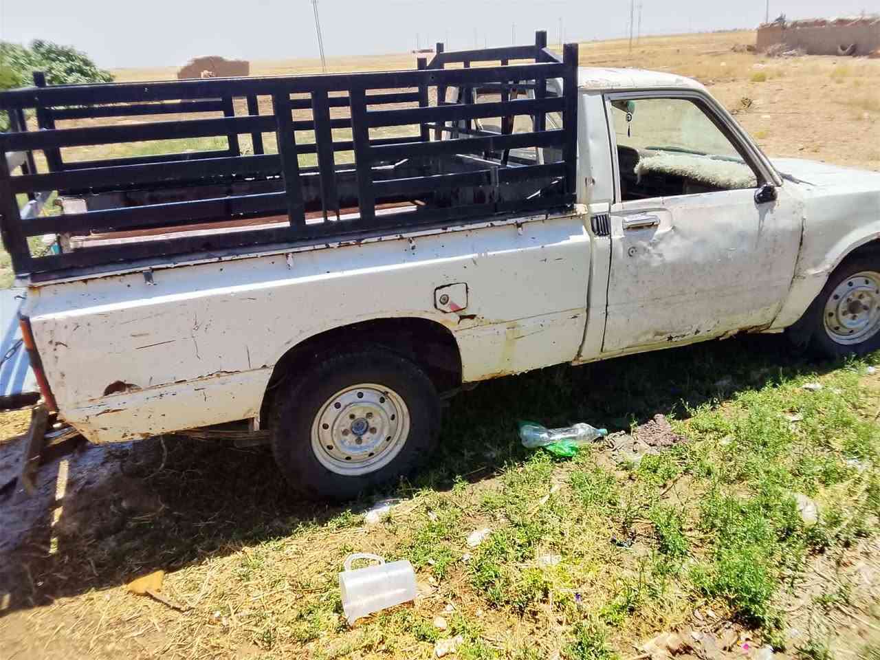 سلام عليكم
بكم 80 للبيع السياره جاهزه  السعر 20 وبيها مجال وكاله عامه مطلقه
رقمها صلاح الدين   شرط محرك گير شاصي  مكان الحاج علي قريا شيالة العبلي  لل ***********
