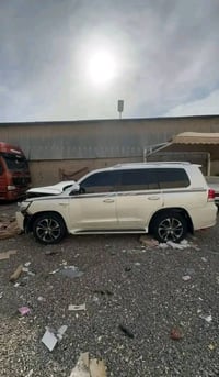 لاندكروز ساز 2021 ماشيه 102 الف كيلو فول موصفات للاخير كيجاز لكزز مكفو...