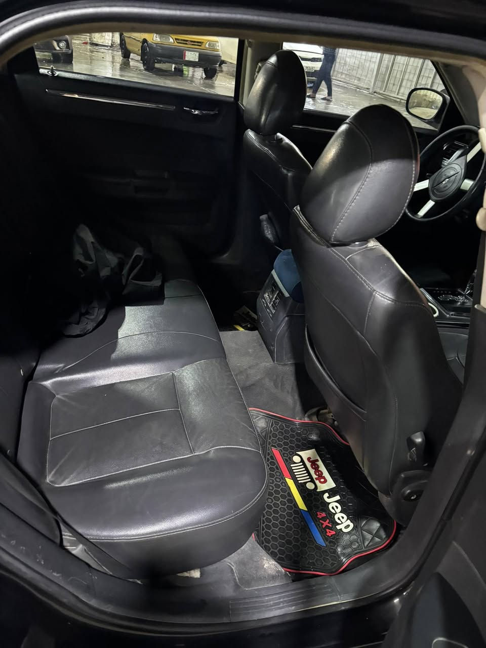 تحيه طيبه 
السلام عليكم 
اوباما موديل 2010 للبيع 
اصل اربع جكوك 
لون اسود سنويه 2029  
رقم دهوك دولي 
سياره داخله كلين 
بيها طخه بالجاملغ الامامي 
براغي مرخايه فقط 
كير مكينه كهربائيات كفاله
تخم تاير 
حداديه كلها جديده 
السياره بسم صاحبي وعندي وكاله تريد وكاله تريد تحويل حاضر 
مكان السياره ديوانيه 
ترهم مراوس  ***********
