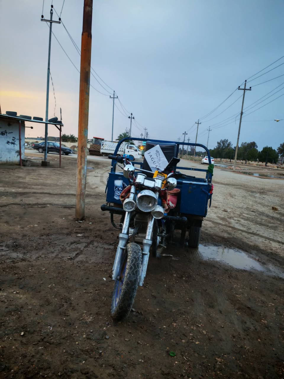 السلام عليكم ستوته موديل 13 اوراق اصولي مكينه 22 بيه نمره من 3بيه صوت النمر عاطله نضيفه مال شغل كهربائياته شغاله كله جديد تايرات جدد
السعر
1200
بيه مجال ***********
