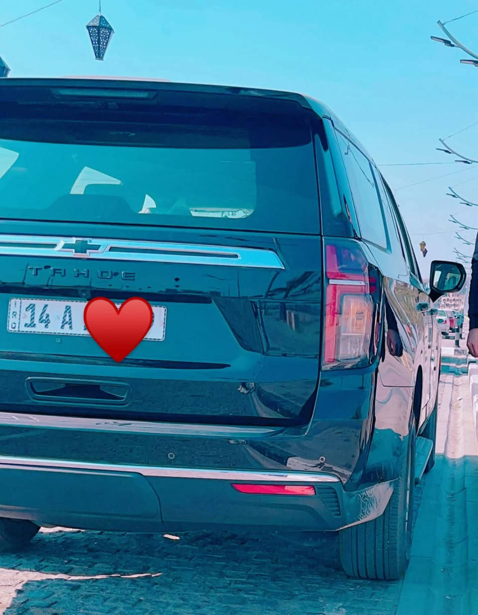 السلام عليكم 
تاهو 2024 خليجي ls وكالة المنصورة 
السيارة كفالة عامة
مغلفة ppf بالكامل 
ماشية 30,000 كم
رقم السيارة بصرة ومكانها بصرة
للاستفسار ***********
