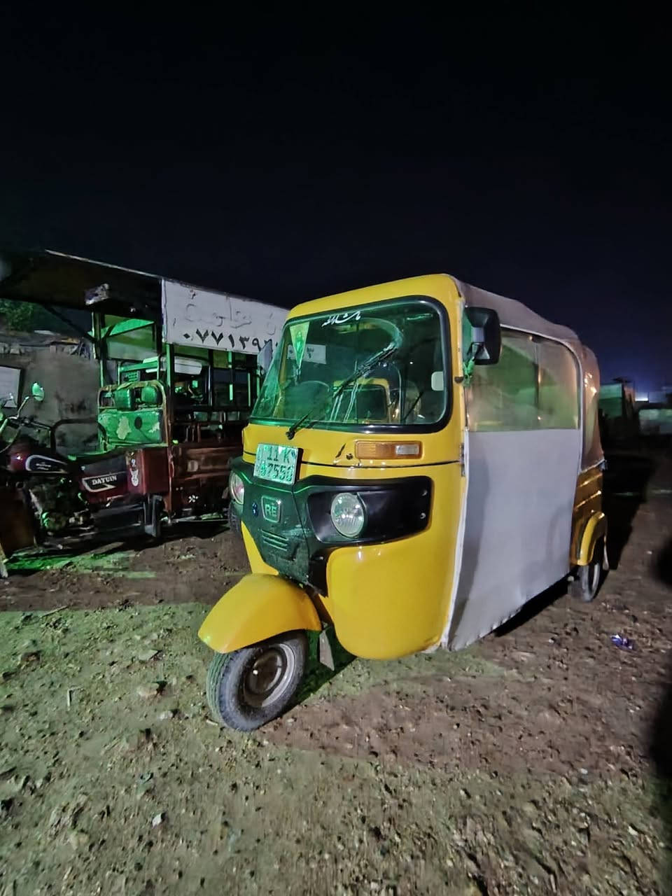 اسلام عليكم تكتك للبيع موديل 2019 شهر 11
مضلع رقم وسنويه

تكتك ابلاديه معمر بس دوس
***********
