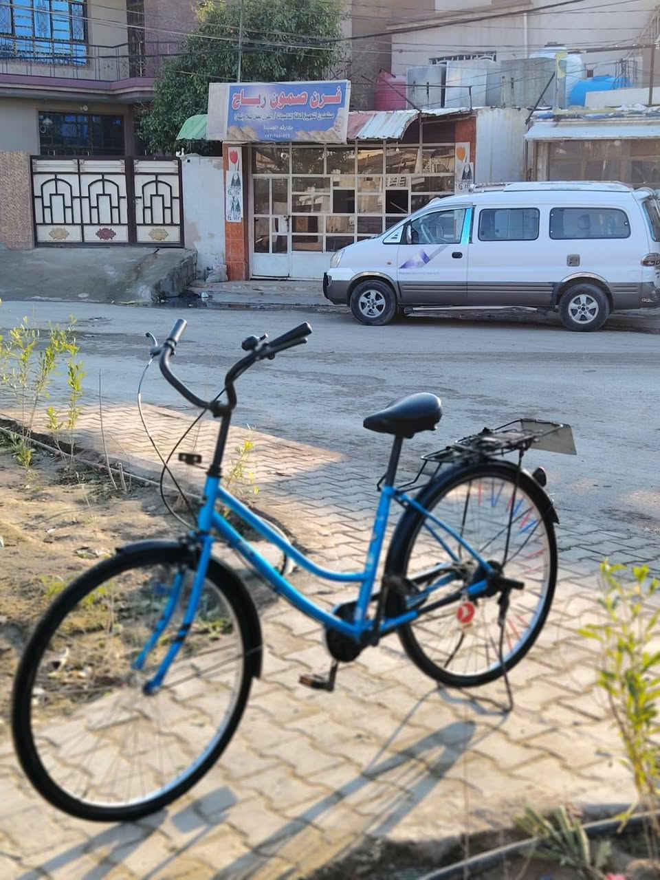 السلام عليكم بايسكل للبيع حجم 26 موديل 21 بايسكل مال حاويه صار شهر من اشتريته عندي  التصوير مال حاويه السعر ب 100 وبي مجال الالوان ديالى بعقوبه فلكت نهوده الرقم هاتف *********** اهلا وسهلا بكم
