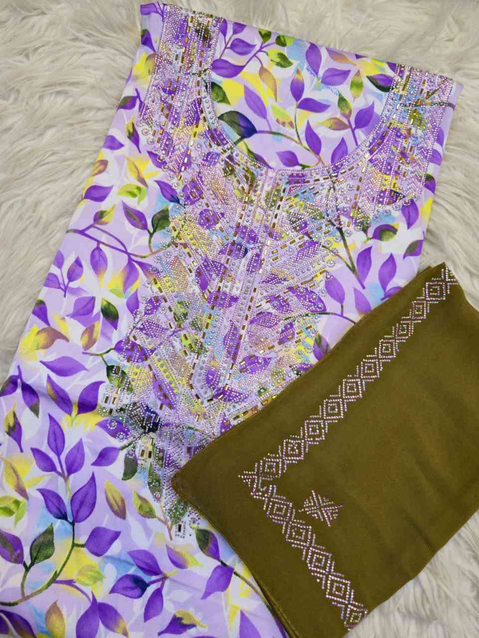 حبايب مخاوير العيد راح توصل الحجز مسبق بدون احراج
مخاوير حرير اندنوسي مع شال  فوول فوول حجر vip 
السعر القطعة == 25.000  خمسه وعشرين الف  
البظاعه موجود يوم الخميس انشاالله والحجز من هسه كميات قليل


**إذا كنت صاحب هذا الإعلان وتريد حذفه لأي سبب، رجاءا أرسل رسالة إلى الدعم الفني**