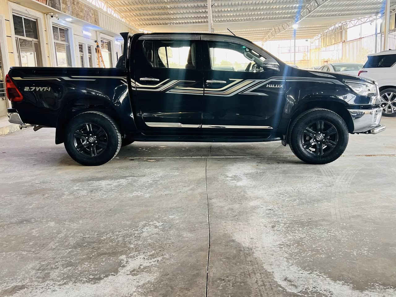 تويوتا هايلوكس 2021 وقم بغداد بسمي 
ساس بيه مكانات  بدون دواخل ماشيه 79 
سياره جاهزه بدون نقص تخم تاير دواخل نضيفه 
سعر 230 $ مكاني بغداد 
‭0790 416 7235‬
***********
