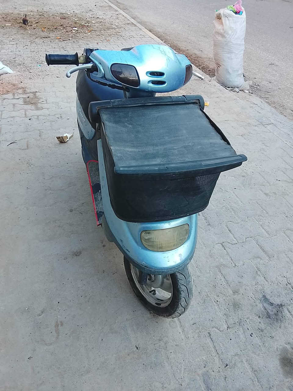 السلام عليكم دراجه منغولي للبيع كهربائيات كلهه شغاله سلف هندر
سعر مناسب شراي انتصل  ***********
