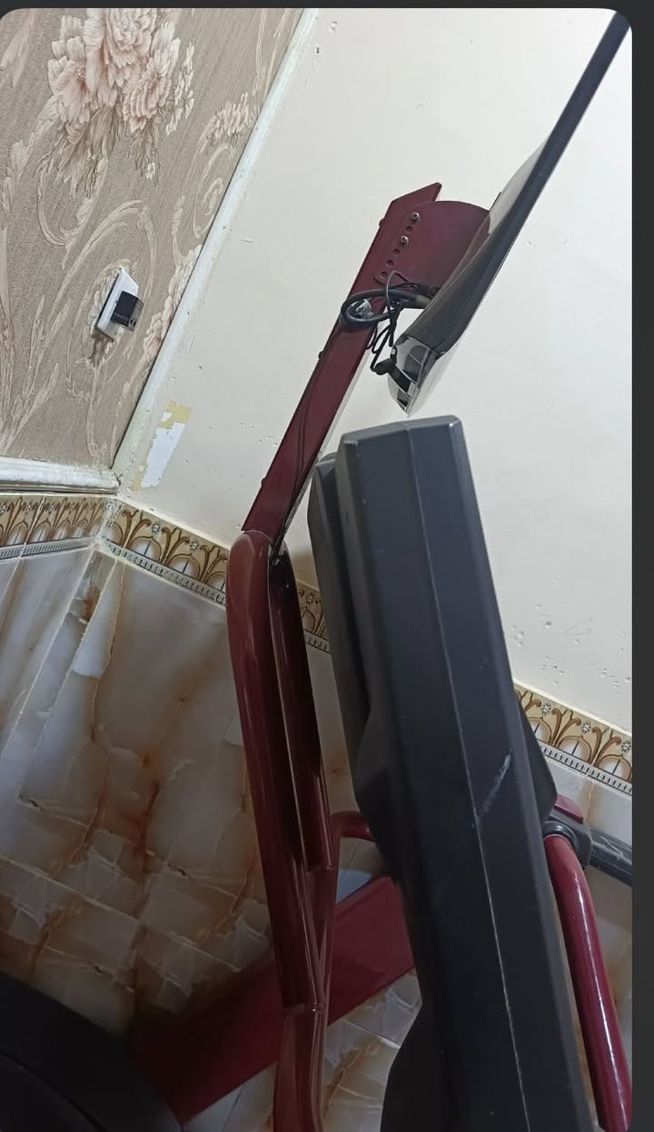السلام عليكم عندي جهاز  حري استعمال قليل كلش اوزان ثقيله  المكان  البصره دور الشرطه بين موسى الكاظم شارع السيد  السعر خاص الي يشري


**إذا كنت صاحب هذا الإعلان وتريد حذفه لأي سبب، رجاءا أرسل رسالة إلى الدعم الفني**