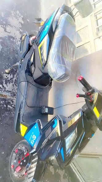 سلام عليكم ورحمة الله وبركاته  خوان عندي دراجه البيع 
جديده ماشاء الله  السعر 750مكاني المشاهده ***********
