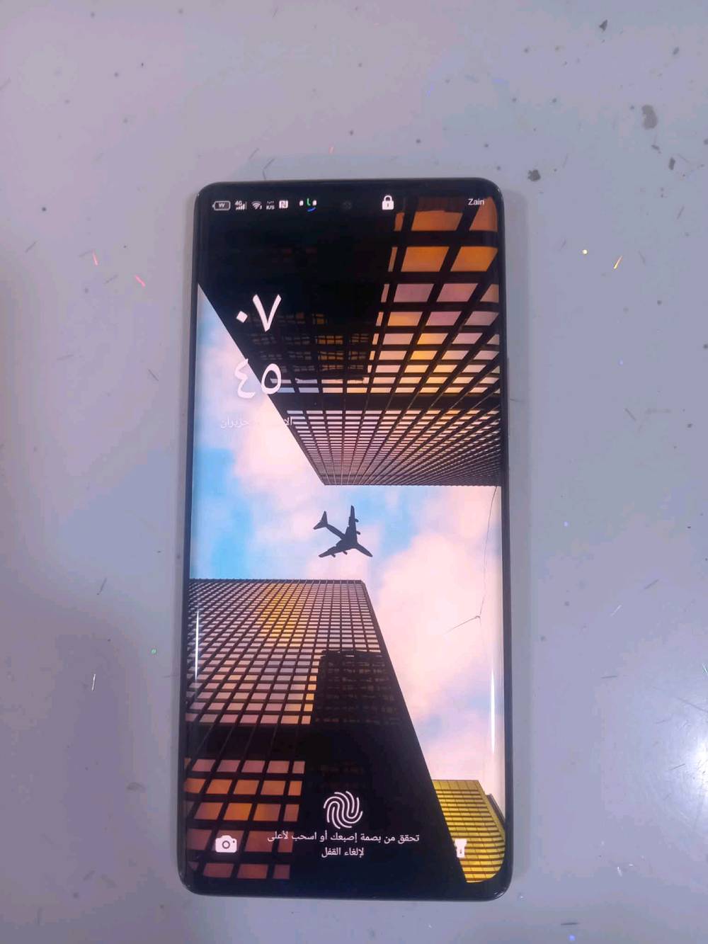 انفنكس زيرو 30 نسخة 5g
ذاكرة 256 رام 24 مقاوم للغبار والرذاذ
شاشة منحنيه AMOLED 144 بصمه بالشاشه
 كامرة الخلفيه والاماميه تصور 4k ب 60 فريم 
صوت ستريو سبيكر دبل jbl
الكامره احترافيه 108 ميكا والاماميه 50 ميكا مكان الديوانية المركز خاص أو واتساب بي فقط ضهر مزلغ أو فطر بسيط واتس ***********