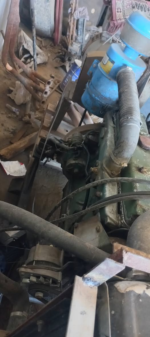 مولد بيركنز انگليزي شرط شغل راس توليد 15 كيفي يعني 60 امبير سعر مليون و750 الناصريه ***********
