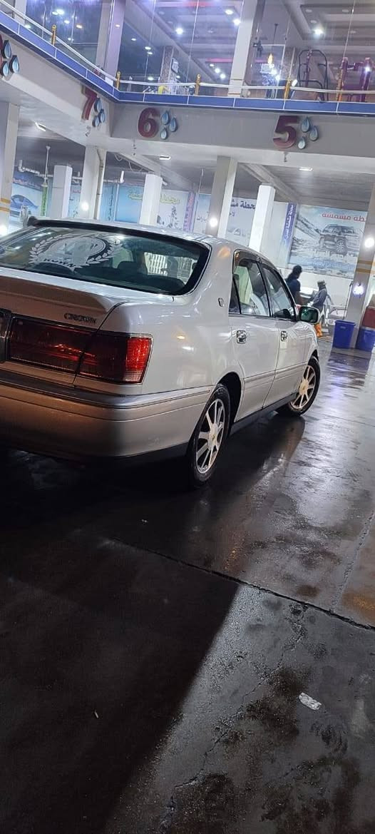 سلام وعليكم ملكه جنون
كص قماره  اربع دكم فول موصفات ماعده تنته 

شاصي 75
تبريد ثلج

ديفور جبير

كشن كهربائي

ثلاجه شغاله

تخم تاير

رقم بصره بسمي

سياره جاهزه 118 وبيهه مجال بسيط
***********
