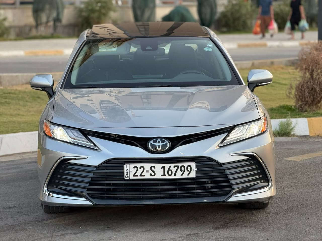 -
189 ورقة   التواصل عالرقم فقط 
ارخص كامري بالعراق XLE -- 
السلام عليكم 
كامري موديل 2023  مواصفات XLE 
تجي فول 1/1  للاخير بنوراما السيارة
مرقمة اربيل هزة وفحص وترقيم جديد السيارة تحويل للمشتري مباشر 
السيارة وارد امريكي ضررها هلال وباب خلف السايق وطخة بتكمه من فوك بسيطة + تصليح بالصندوك بدون دواخل  عالفحص شواصي مكفوله . البجم كبس بلادي بوضع الشركة
ايرباك فقط البردة والباقي كلة سليم 
مواصفات XLE ًمعروفة فول الفول
--
سعرها 189  ورقة / 
بغداد حي الجهاد الاطباء  مكان السيارةً
***********  
واتساب متوفر او الاتصال عالرقم
