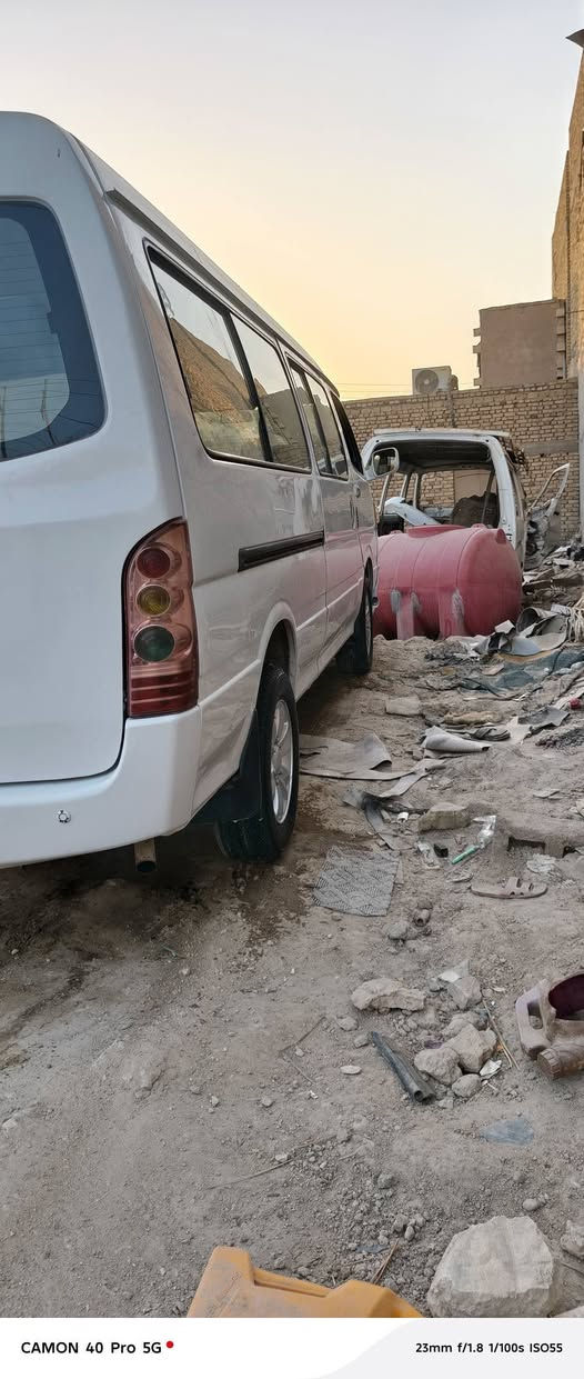 سلام عليكم جنبي H1  موصليه بسم مواطن سنويه استنساخ  سياره مكينه يابانيه  كير اكسن كفاله طخم تاير جدد  مصبوغه من جام وجوه  جماليه بدون ضربه جان بيه اثر جراد وصبغته دواخل شوفت عينك مكاني ناصريه رقمي ***********
